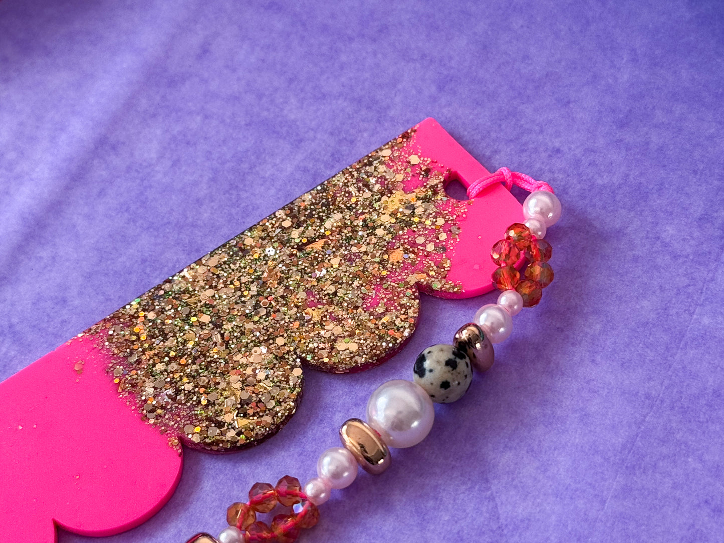 Petal Edge Bookmark - Glitter Doll