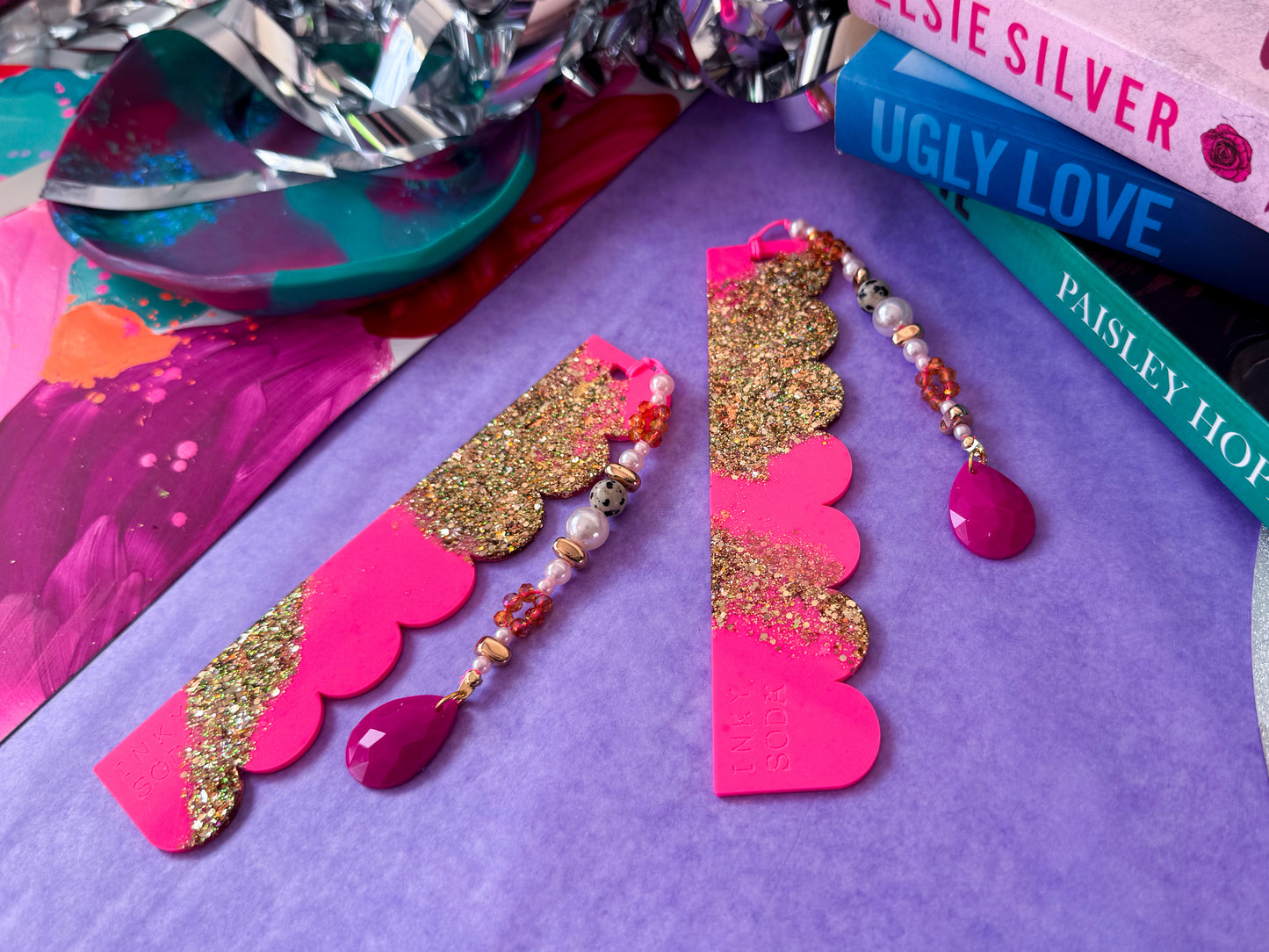 Petal Edge Bookmark - Glitter Doll