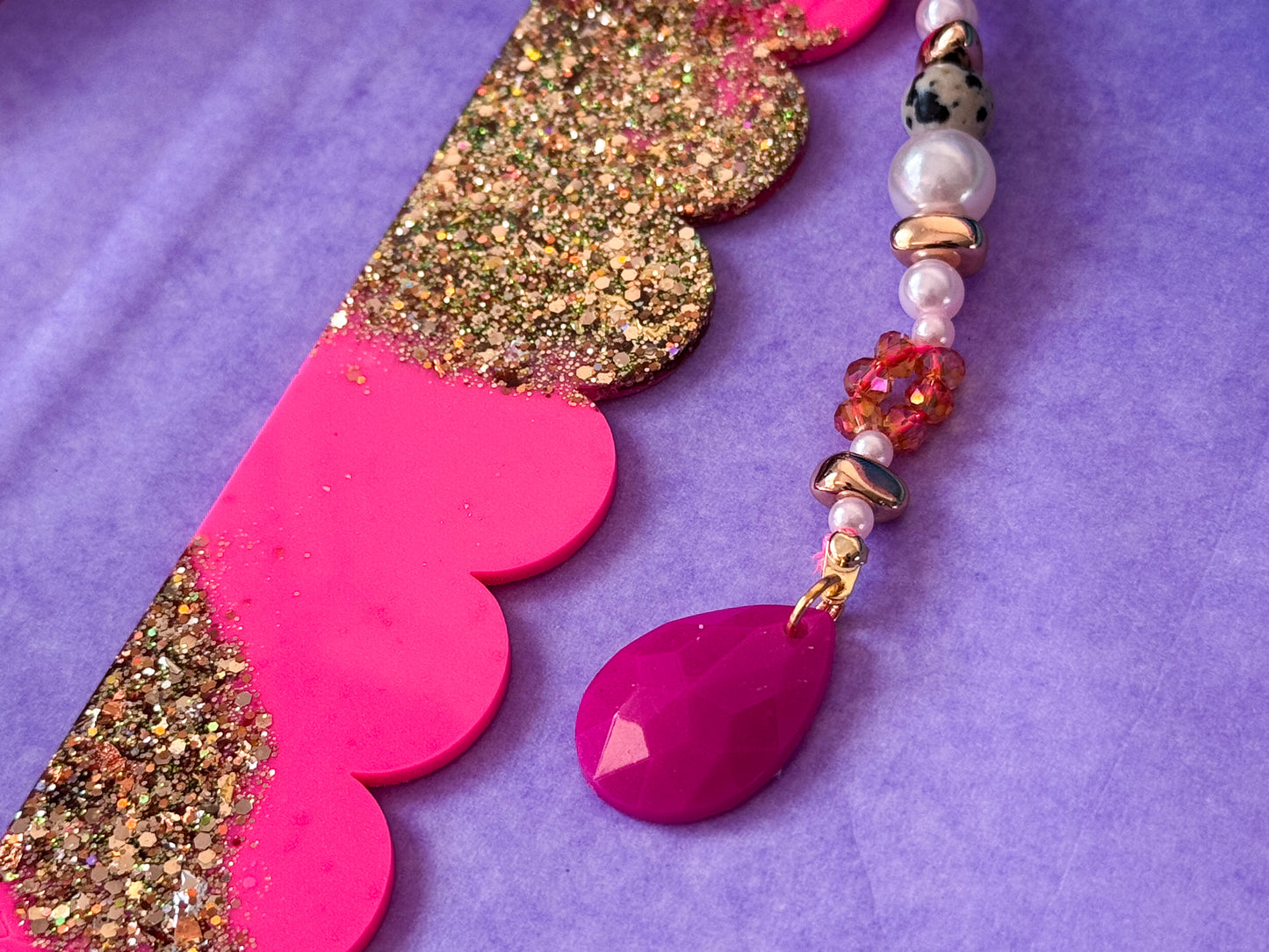 Petal Edge Bookmark - Glitter Doll