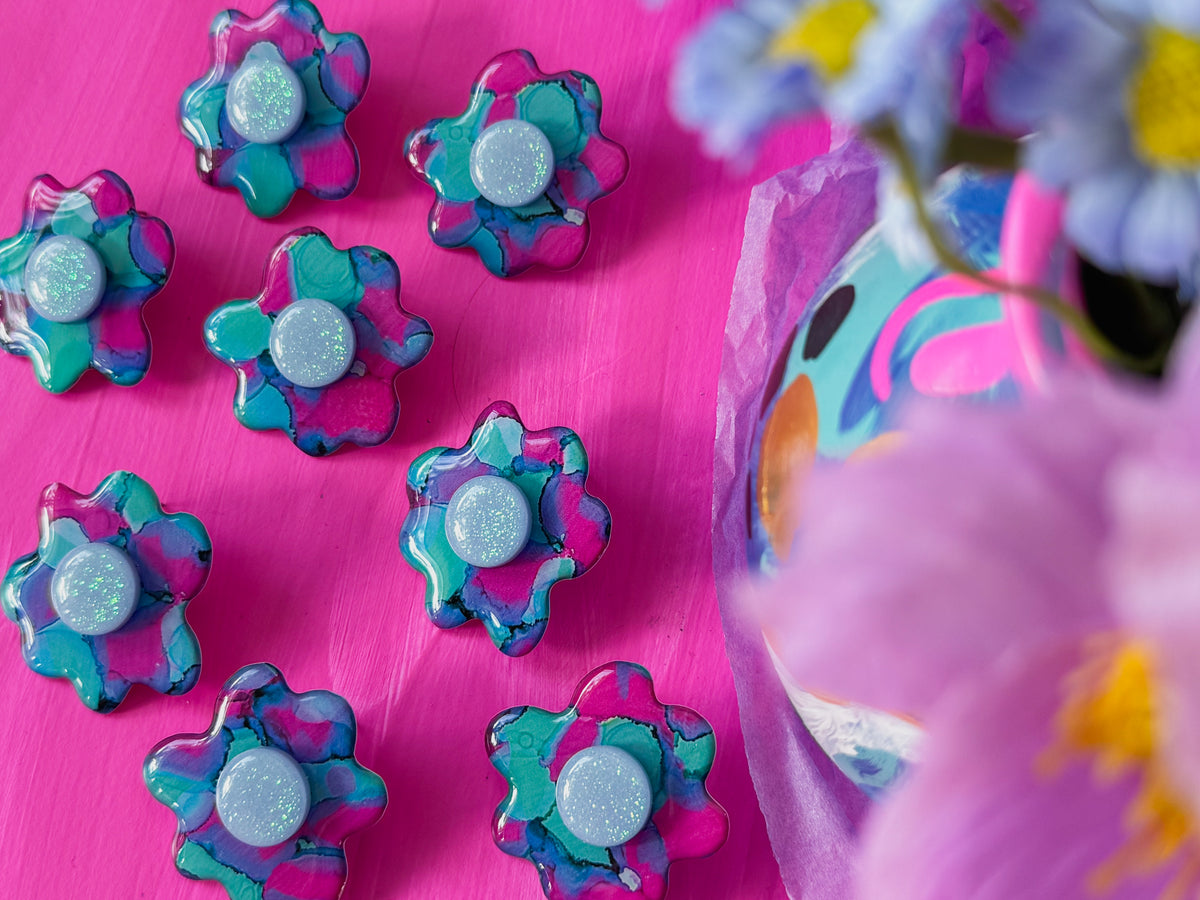 Aura - Large Flower Stud