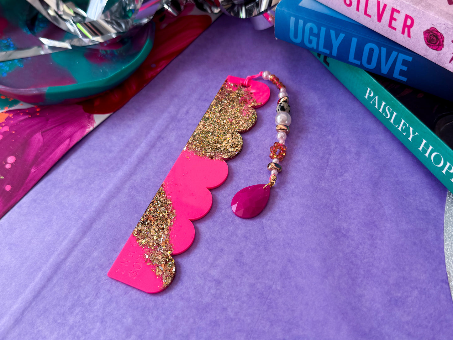 Petal Edge Bookmark - Glitter Doll
