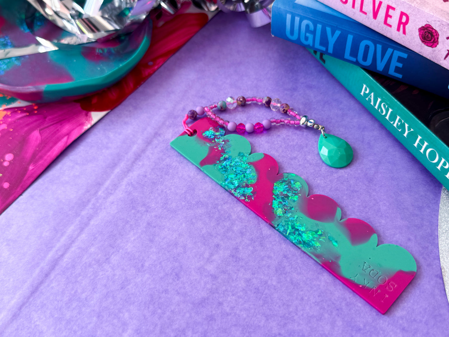 Petal Edge Bookmark - Aura