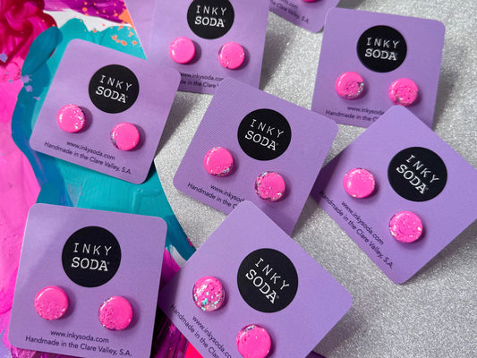 Mini resin Studs - pink clear sparkle