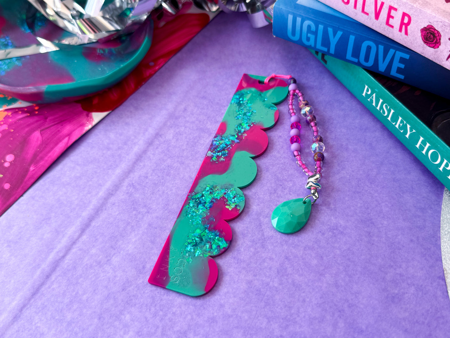 Petal Edge Bookmark - Aura