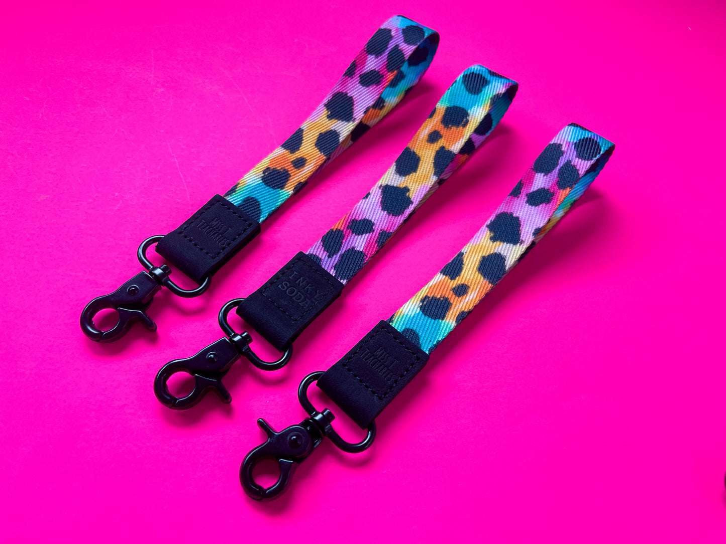 Trio Cheetah - Wristlet